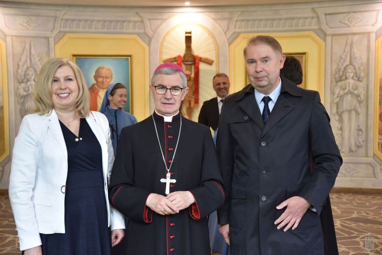 Zdjęcie galerii do artykułu 25-lecie sakry biskupiej bp. Jana Wątroby
