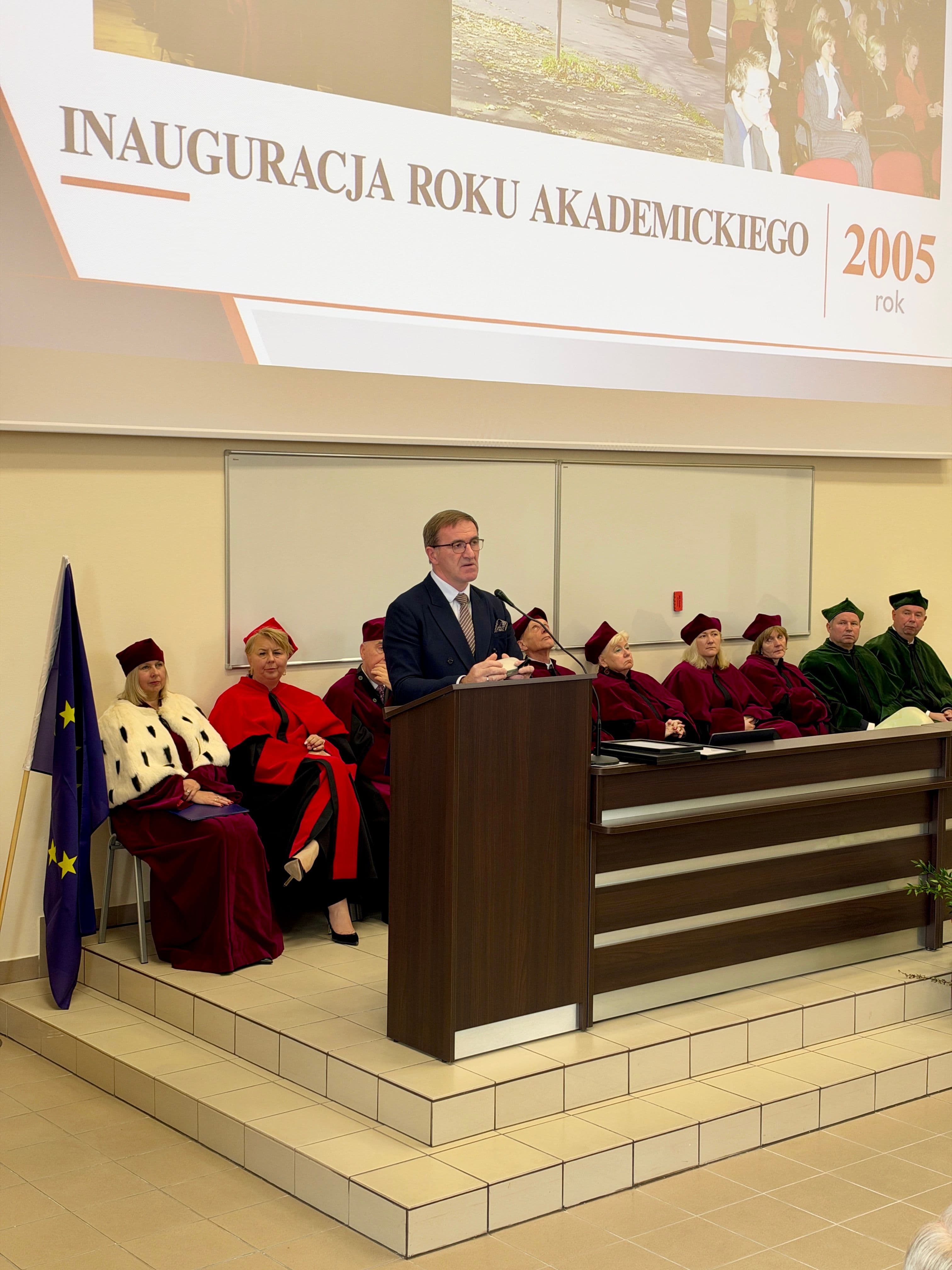 Zdjęcie galerii do artykułu Uroczysta Inauguracja Roku Akademickiego 2026/2027 i Jubileusz 25-lecia PSW