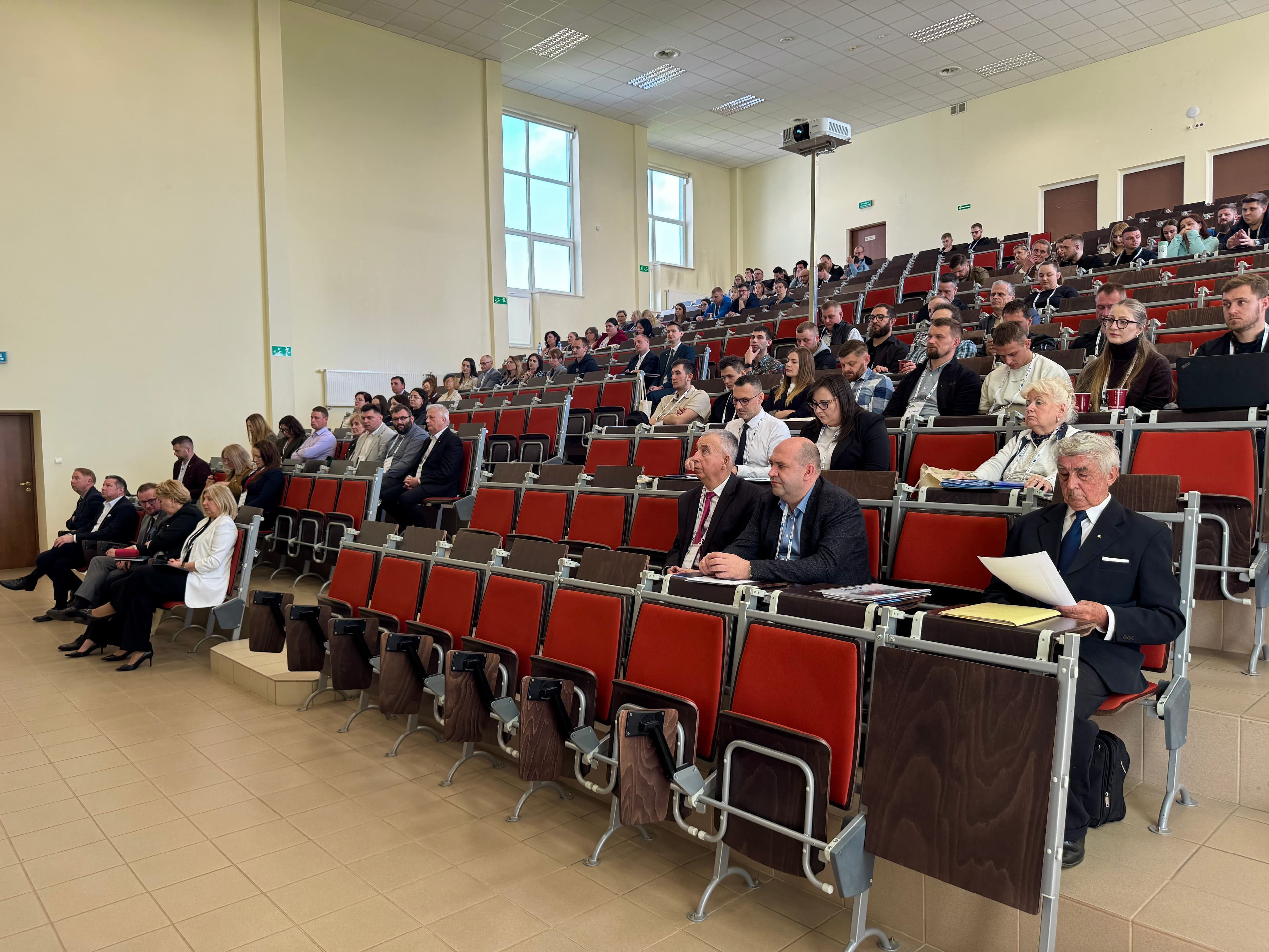 Zdjęcie galerii do artykułu Podsumowanie Międzynarodowej Konferencji Naukowej: Rozwój Podkarpacia w XXI wieku