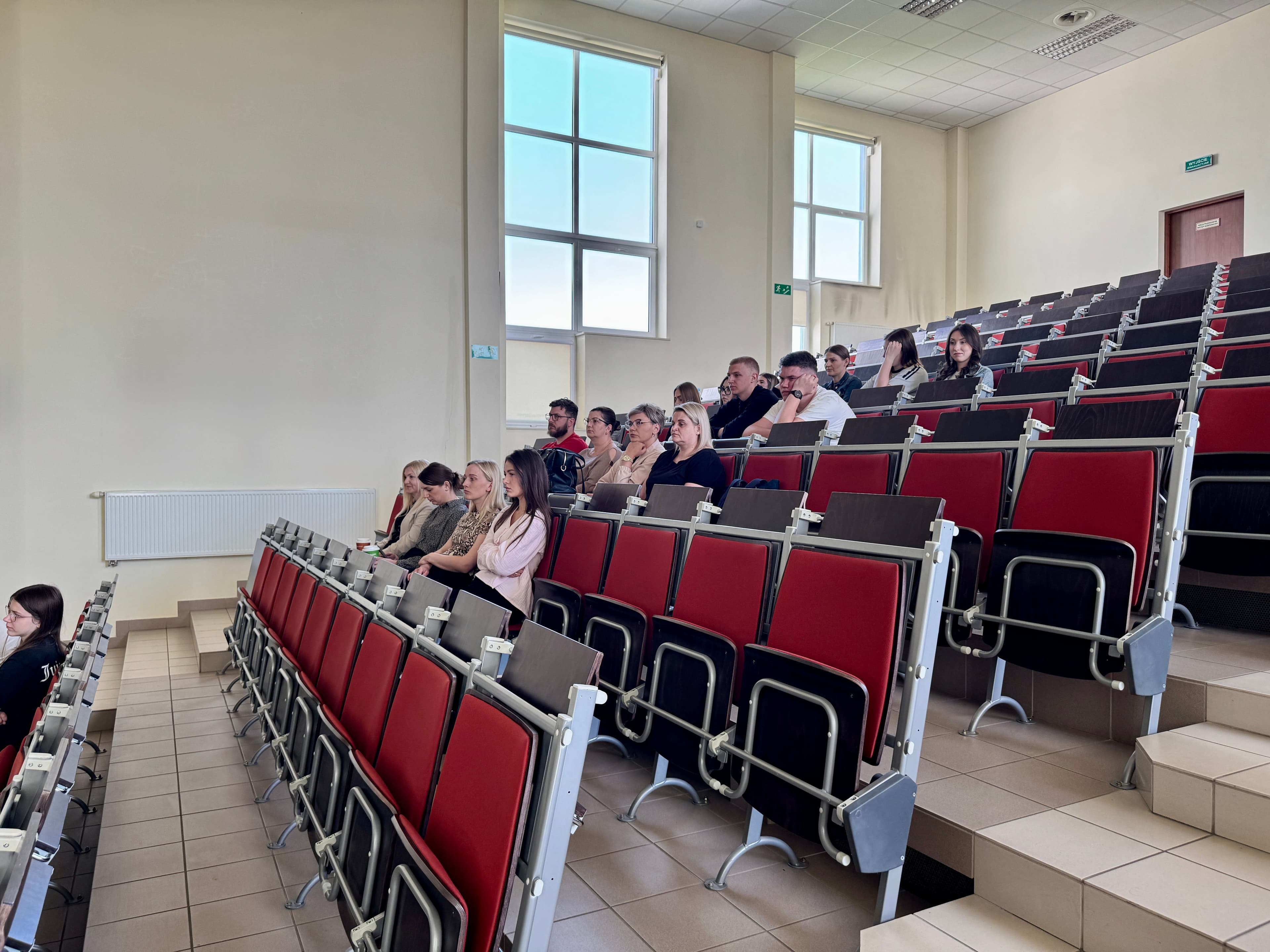 Zdjęcie galerii do artykułu Spotkanie studentów PSW w Jaśle z przedstawicielem Wojskowego Centrum Rekrutacji