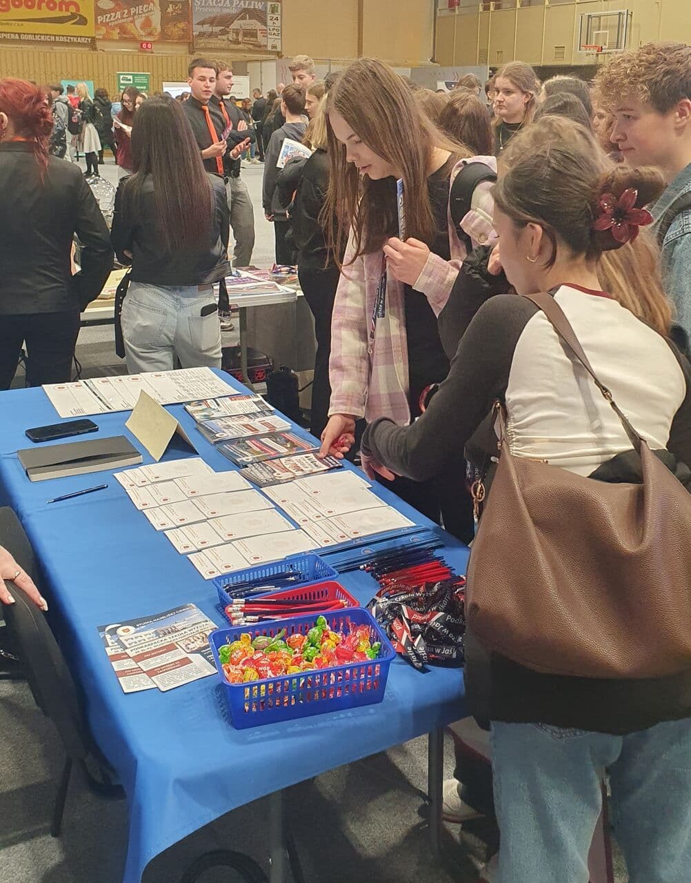 Zdjęcie galerii do artykułu Targi Edukacji, Pracy i Praktyk Zawodowych w Gorlicach 2025