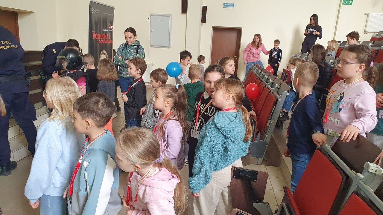 Zdjęcie galerii do artykułu Wizyta dzieci z Jasielskiego Uniwersytetu Dziecięcego w naszej uczelni
